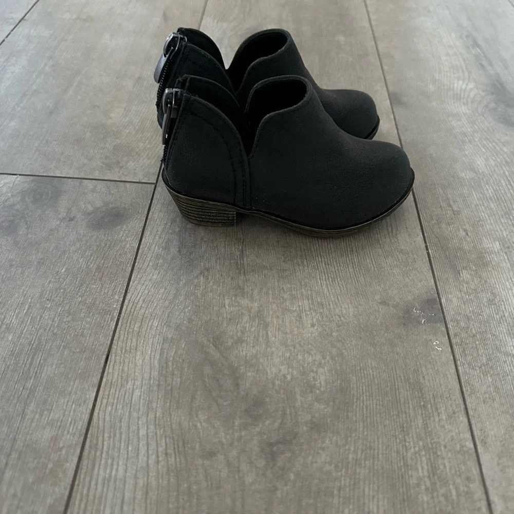 Jessica Cline toddler distressed ankle boots sz 5 toddler girl
